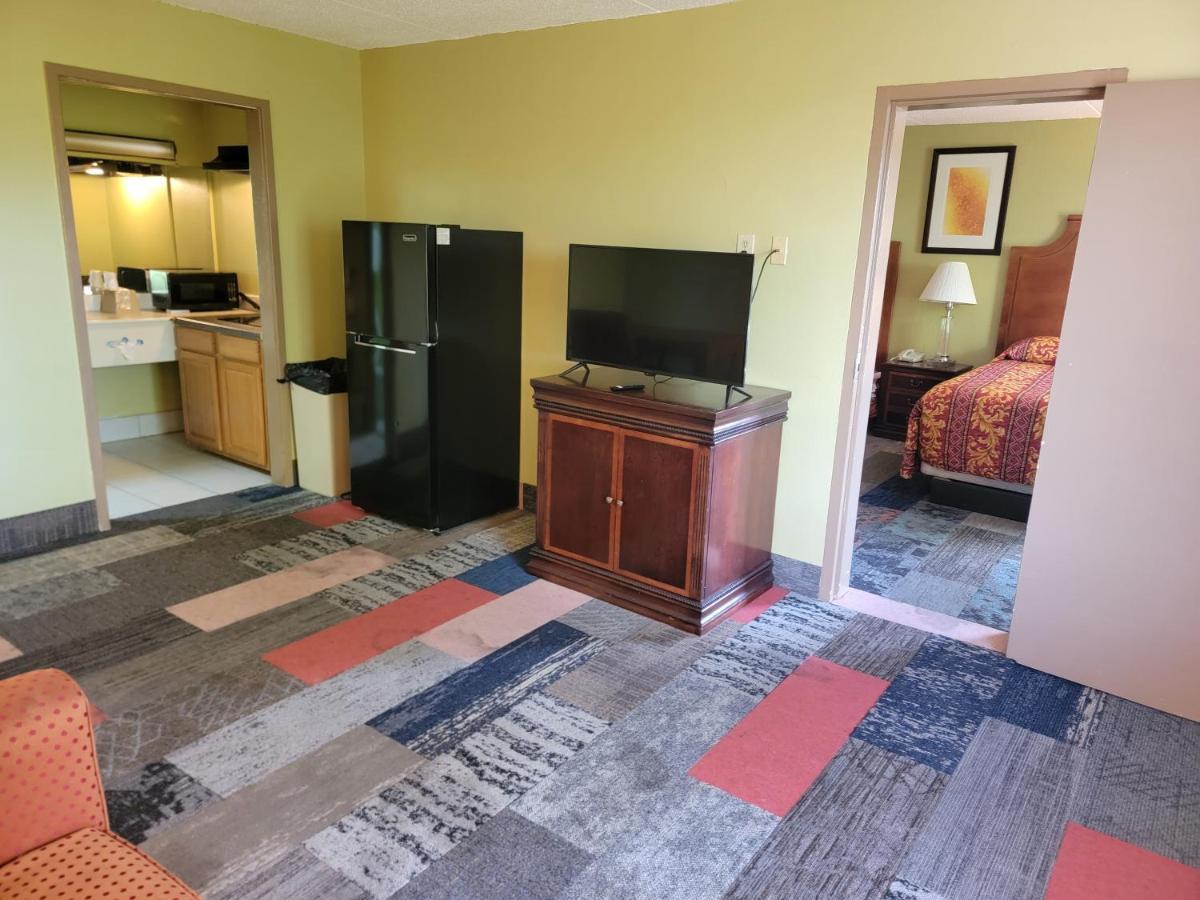 Studio 9 Inn&Suites Decatur Esterno foto