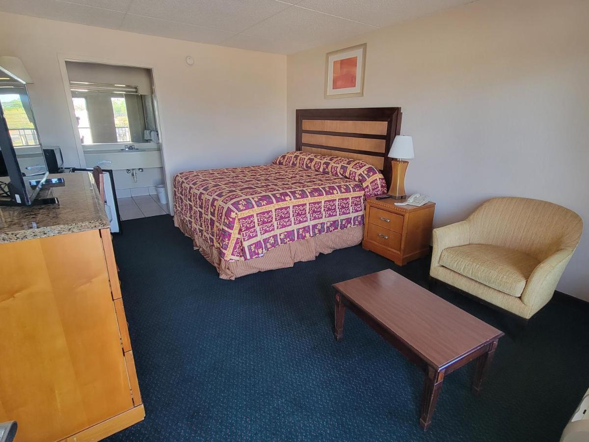 Studio 9 Inn&Suites Decatur Esterno foto